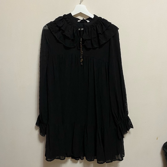 Zara black flowy dress - Picture 1 of 3